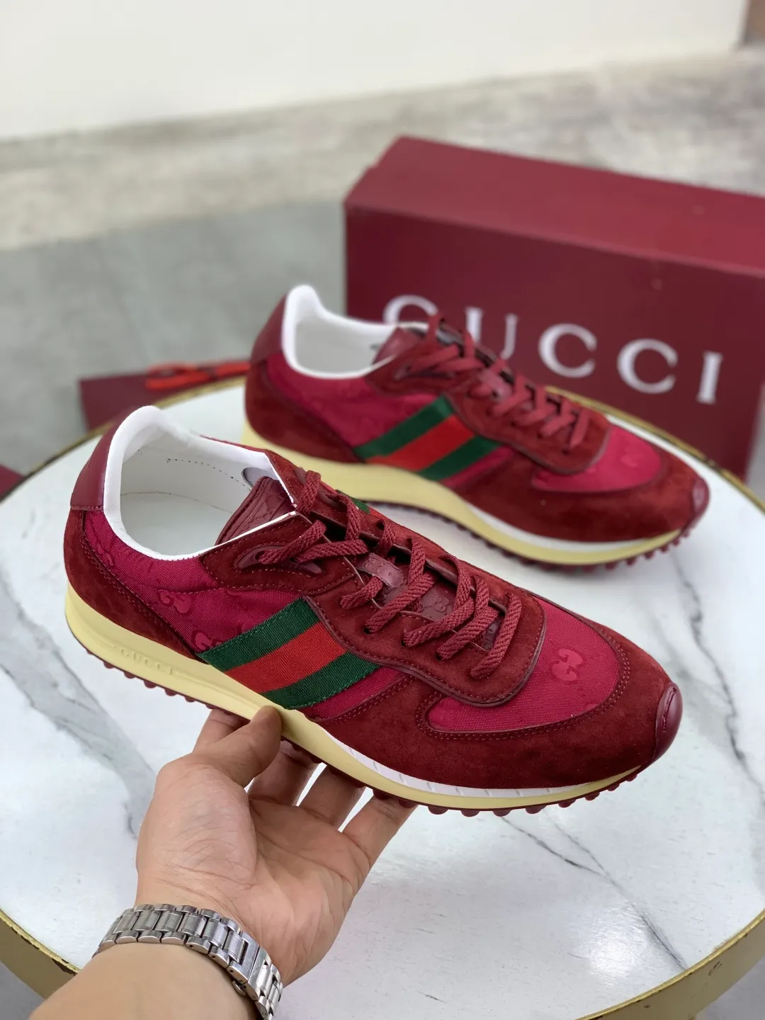 Men's shoes 💰P640 New Gucci Gucci Top version Latest catwalk style Re-Motion series Thick-soled casual sports shoes Original purchase and development ▪️Fabric: Original custom imported first-layer cowhide ▪️Sole: Original molded TPU material ▪️Sole thickness: 3.5CM ▪️Size: Men 39-45 Color: 8️⃣ colors available, boutique packaging